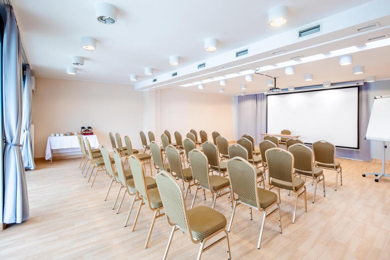 Hotel Opole Centrum Екстериор снимка