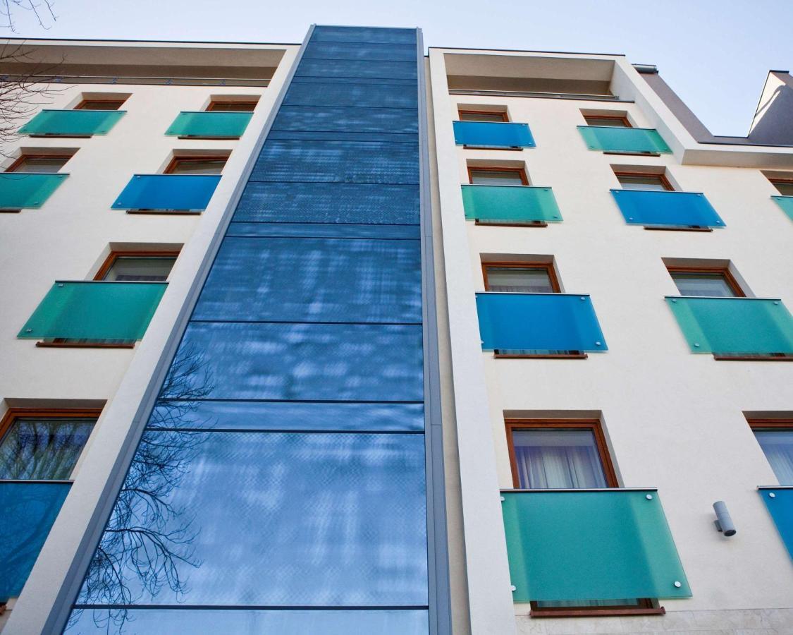 Hotel Opole Centrum Екстериор снимка